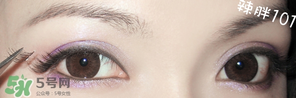 啞光眼影怎么畫？啞光眼影畫法步驟圖解