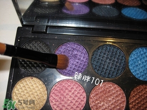 啞光眼影怎么畫？啞光眼影畫法步驟圖解