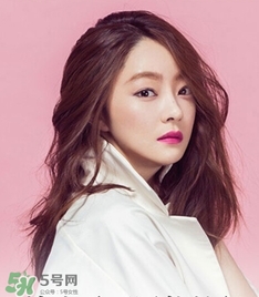 啞光和霧面哪個好？啞光口紅和霧面口紅區(qū)別