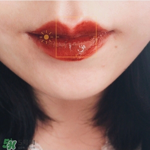 啞光和鏡面口紅哪個好？啞光口紅和鏡面口紅區(qū)別