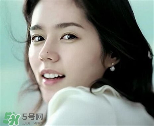 玻尿酸隆鼻會變形嗎？玻尿酸隆鼻會碰歪嗎？