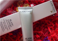 蘭蔻淡斑精華有用嗎？蘭蔻淡斑精華怎么用？