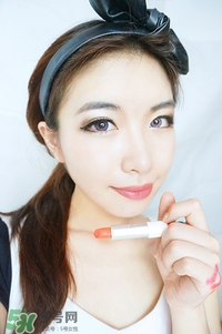 霧面口紅怎么涂？霧面口紅畫(huà)法步驟