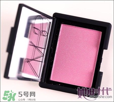 腮紅飛粉是什么意思？腮紅飛粉是質(zhì)量不好嗎？