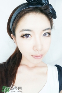 霧面口紅怎么涂？霧面口紅畫(huà)法步驟