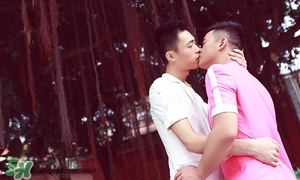 為什么同性戀都是帥哥？為什么同性戀容易的艾滋病呢