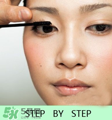 吃妝是什么意思？吃妝是什么原因？