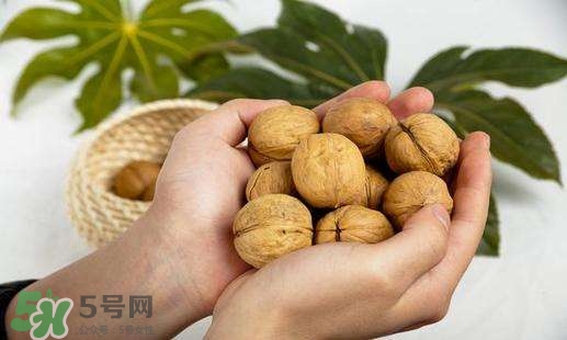 核桃酒孕婦能吃嗎？核桃酒下奶嗎？