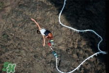 蹦極是什么感覺？第一次蹦極是什么感覺？