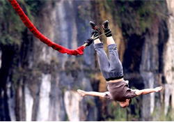 蹦極是什么感覺？第一次蹦極是什么感覺？