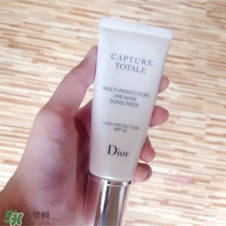 迪奧防曬霜怎么樣?迪奧防曬霜好用嗎? 迪奧防曬霜怎么樣?迪奧防曬霜好用嗎?