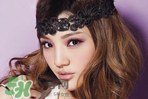 紫色腮紅適合什么口紅？紫色腮紅口紅搭配