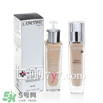 粉底液會(huì)脫妝嗎？粉底液脫妝怎么辦？