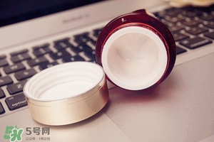 雅詩(shī)蘭黛面霜 雅詩(shī)蘭黛面霜哪款好 雅詩(shī)蘭黛面霜 雅詩(shī)蘭黛面霜哪款好