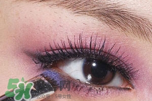 紫色腮紅適合什么口紅？紫色腮紅口紅搭配