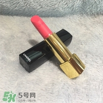 香奈兒絲絨口紅干不干?香奈兒絲絨口紅拔干嗎? 香奈兒絲絨口紅干不干?香奈兒絲絨口紅拔干嗎?