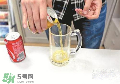 紅?？梢院涂蓸芬黄鸷葐?？紅牛和可樂一起喝的反應(yīng)