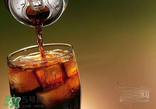 紅?？梢院涂蓸芬黄鸷葐?？紅牛和可樂一起喝的反應(yīng)