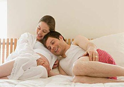 懷孕期間同房對(duì)胎兒有什么影響？懷孕期間同房的正確姿勢(shì)圖片