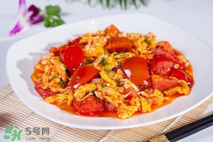 西紅柿炒雞蛋的功效與作用 西紅柿炒雞蛋的營養(yǎng)價(jià)值