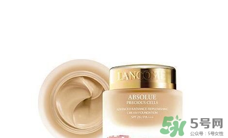 蘭蔻和迪奧粉底液哪個好？蘭蔻和迪奧粉底液對比