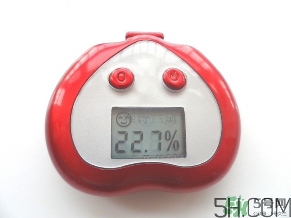 蘭蔻和雅詩蘭黛眼霜哪個好用？蘭蔻和雅詩蘭黛眼霜對比