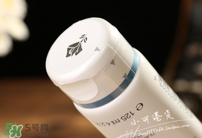 蘭蔻洗面奶粉色和藍色哪個好？蘭蔻洗面奶粉色藍色區(qū)別