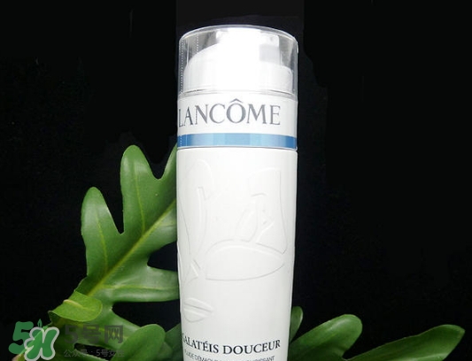 蘭蔻卸妝乳怎么用？蘭蔻卸妝乳使用方法