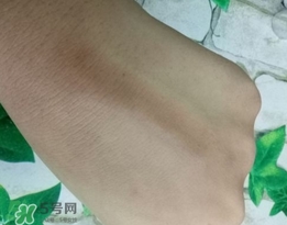 美康粉黛修容棒怎么用？美康粉黛修容棒使用方法