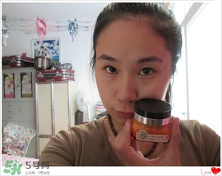 美康粉黛六勝肽回春膏怎么樣？美康粉黛六勝肽回春膏有激素嗎？