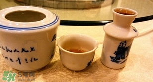 黃酒是米酒嗎 黃酒與米酒的區(qū)別 黃酒是米酒嗎 黃酒與米酒的區(qū)別