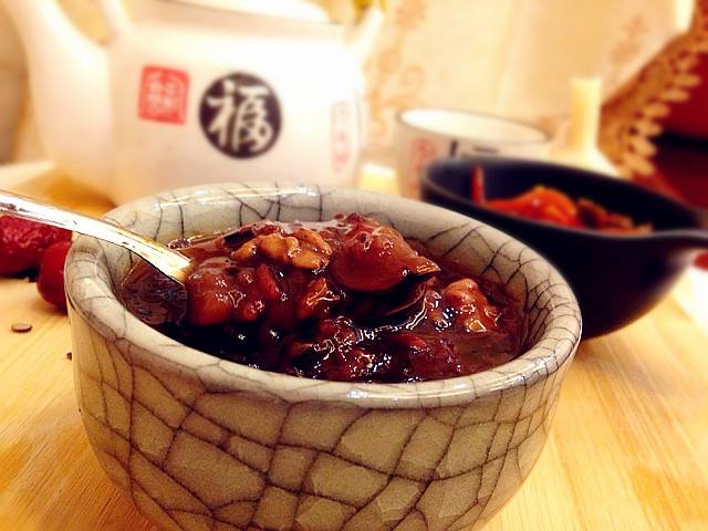 女人吃什么補氣血最快最好？什么湯最補氣血？