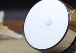 蘭蔻小黑瓶眼霜怎么樣？蘭蔻小黑瓶眼霜好用嗎？