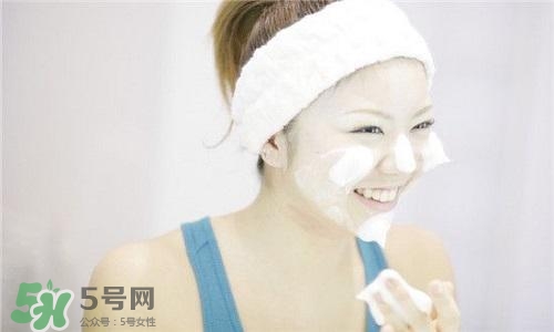 毛孔堵塞用什么洗面奶？毛孔堵塞用洗面奶注意事項(xiàng)
