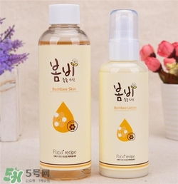 ahc水乳和春雨水乳哪個好？ahc和春雨水乳哪個好用？