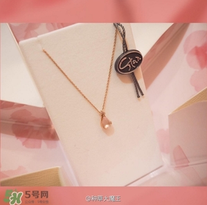 star jewelry2017櫻花限定多少錢？star jewelry櫻花項(xiàng)鏈?zhǔn)宙渻r(jià)格