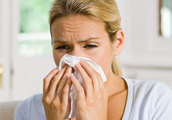 打噴嚏有異味是怎么回事？打噴嚏有臭味怎么辦？