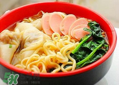 孕婦可以吃方便面嗎？孕婦吃方便面對胎兒有影響嗎