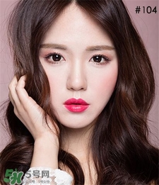 rozo絲絨豐潤口紅色號 rozo口紅試色 rozo絲絨豐潤口紅色號 rozo口紅試色