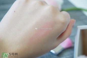 迪奧2017櫻花花瓣腮紅多少錢？2017dior櫻花腮紅專柜價格