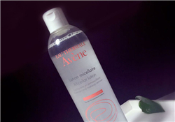 雅漾卸妝水好用嗎？雅漾卸妝水怎么樣？