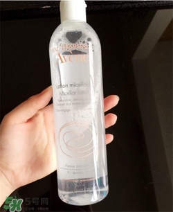 雅漾卸妝水和貝德瑪卸妝水哪個好？雅漾和貝德瑪卸妝水哪個更溫和？