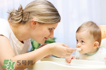 水痘期間不能吃什么？得水痘不能吃什么食物？