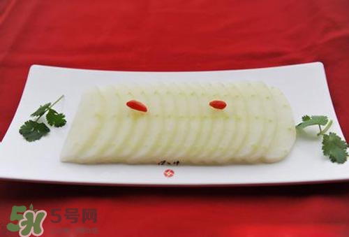 冬瓜要去皮嗎？冬瓜皮能吃嗎？