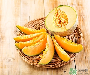 哈密瓜怎么挑 如何挑哈密瓜 哈密瓜怎么挑 如何挑哈密瓜