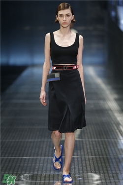 2017米蘭時(shí)裝周prada春夏系列 2017米蘭時(shí)裝周prada新品搭配 2017米蘭時(shí)裝周prada春夏系列 2017米蘭時(shí)裝周prada新品搭配