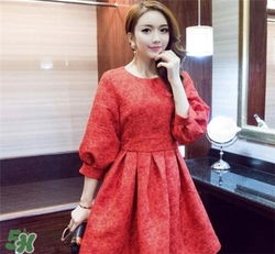 春天可以穿裙子嗎？春天穿裙子怎么搭配？