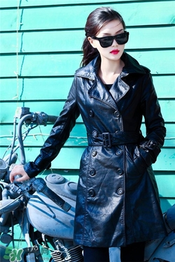 春天穿皮衣怎么搭配？皮衣怎么搭配好看？