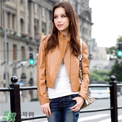 春天穿皮衣怎么搭配？皮衣怎么搭配好看？