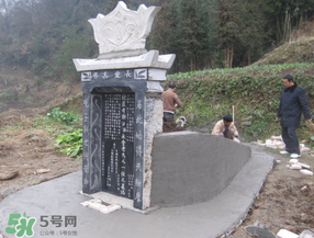 2017年清明節(jié)立碑好嗎？2017年清明節(jié)能立碑嗎？